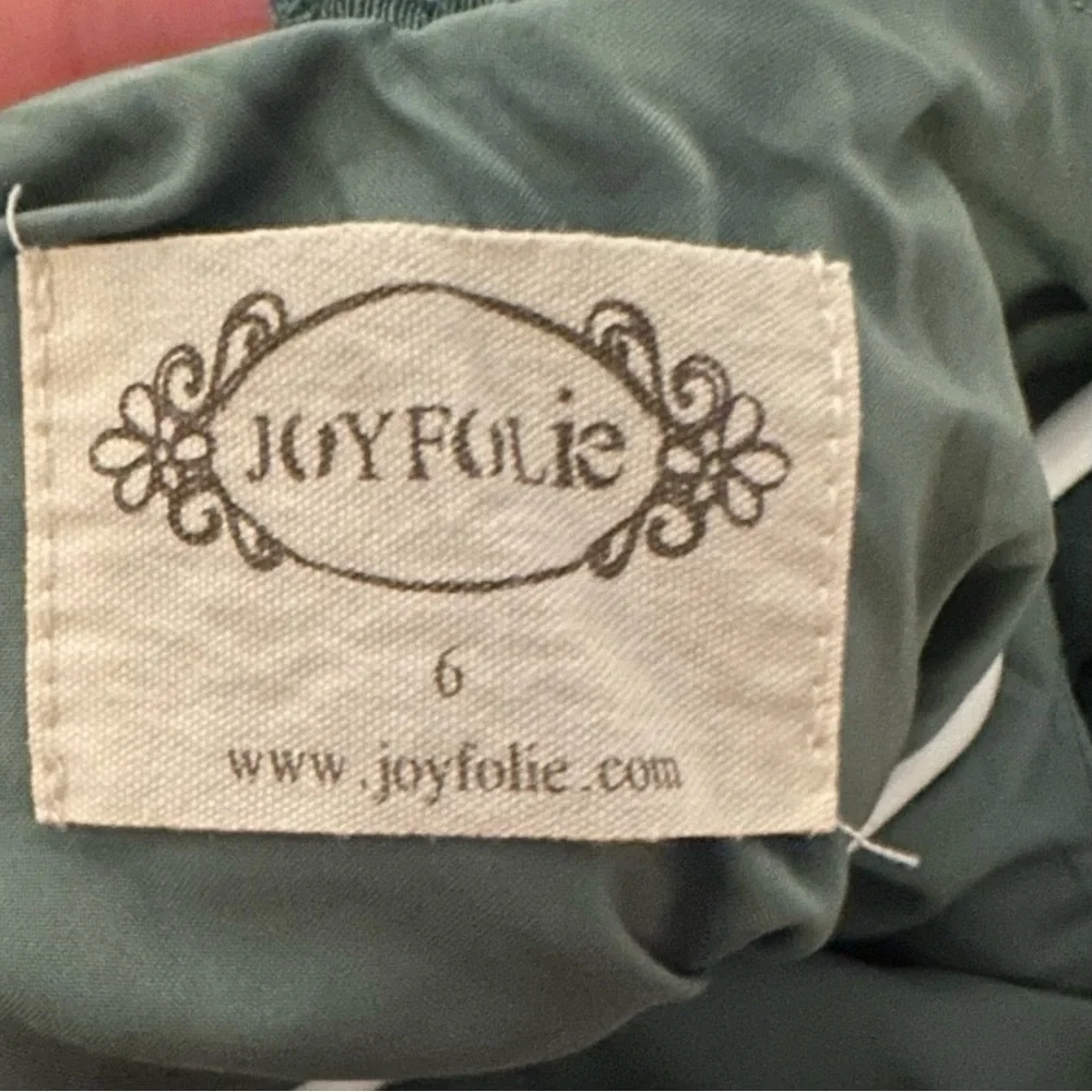 Joyfolie Bohemian High Low Green Tiered Ruffle Dress Girls 6 crochet detail